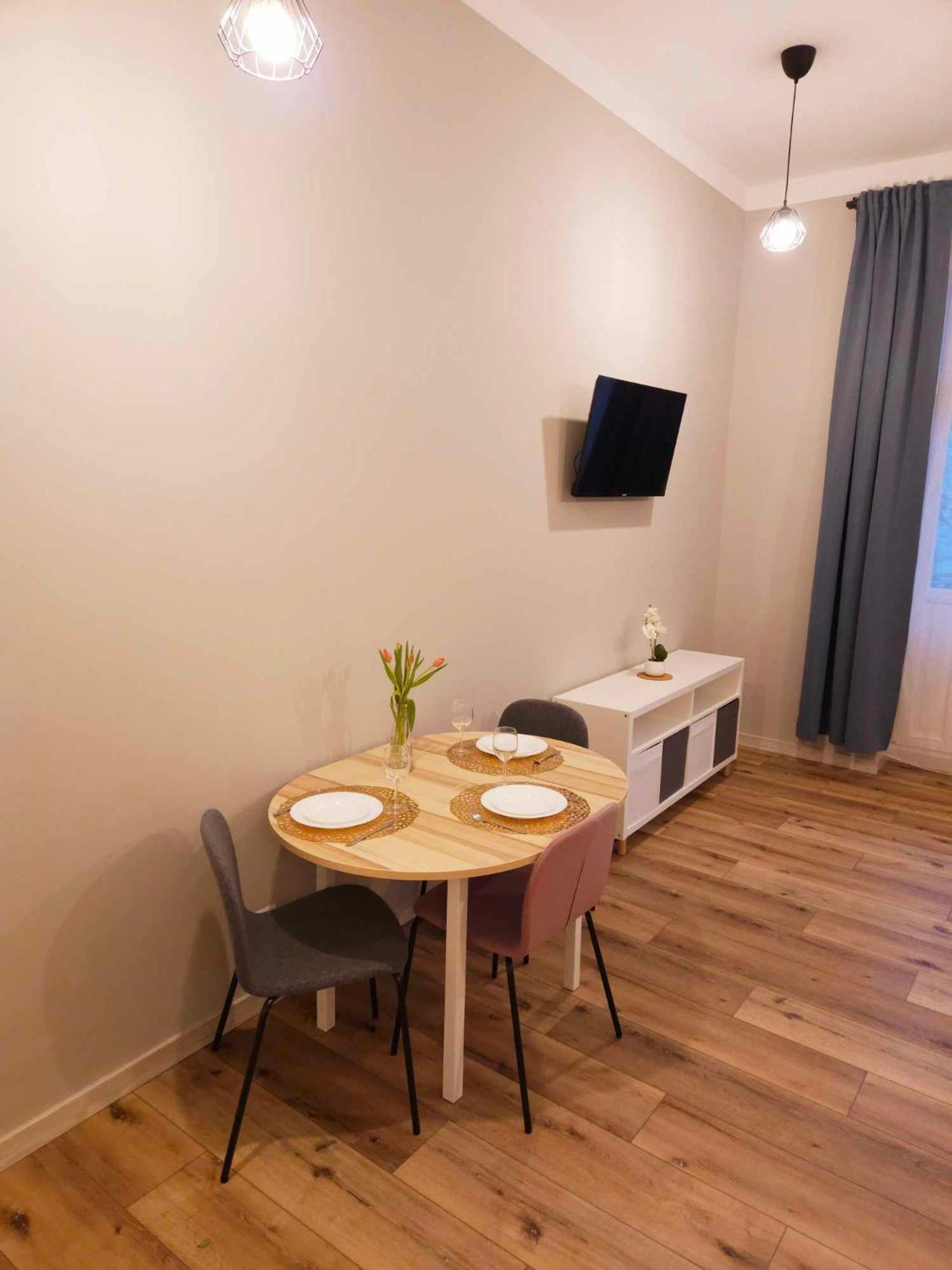 Justinrent 3 Apartment *