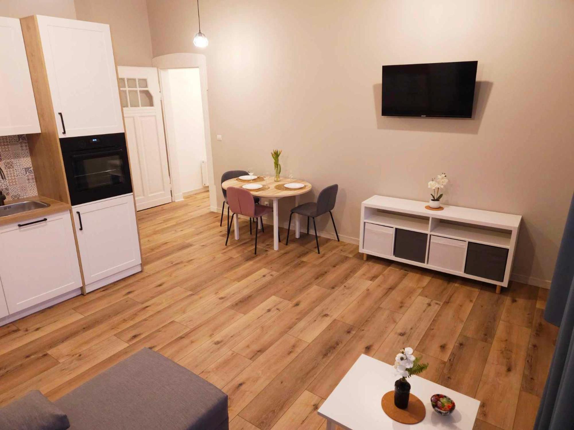 Apartment Justinrent 3 *